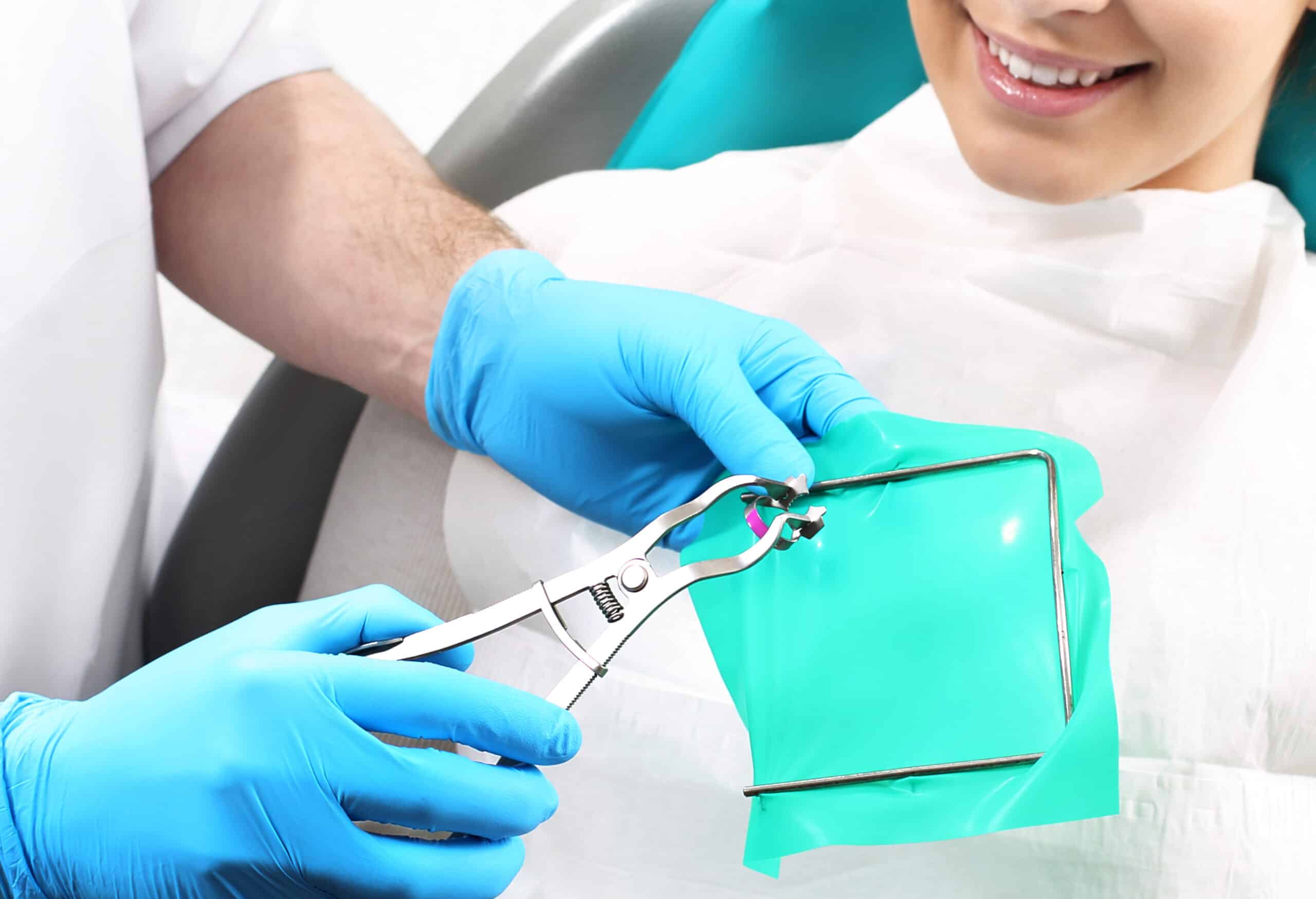 Woman visiting a dentist scaled